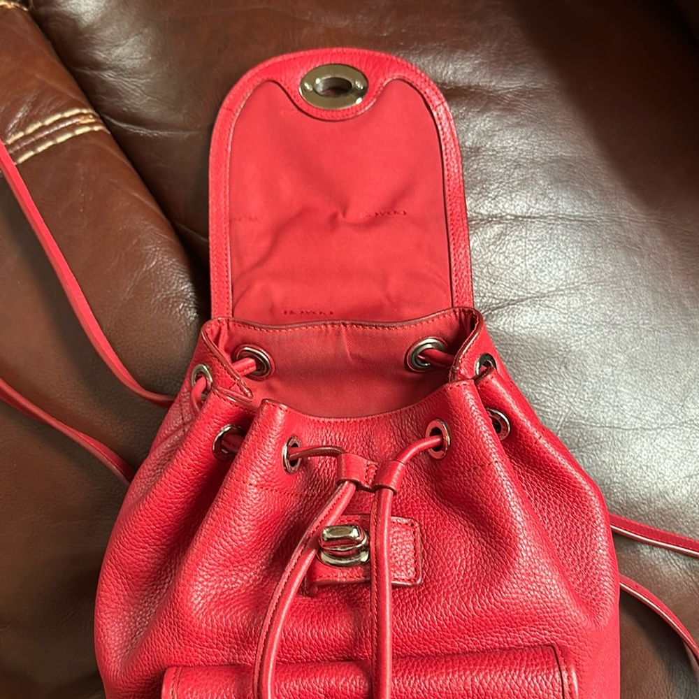 🔥🔥🔥Coach Mini Turnlock Rucksack Red Leather Backpack - Picture 10 of 15